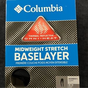 Columbia womens medium midweight stretch base layer. Black NIB